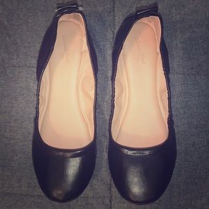 Black Round Toe Black Ballet Flats